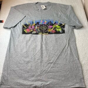 Disneyland Magic Kingdom Resort Adults L Shirt Main Street Electrical Parade NWT